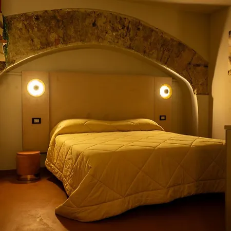 Chiave Di Volta Luxury E 4*