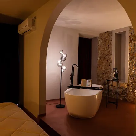 Bed & Breakfast Chiave Di Volta Luxury E 4*